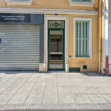 Oscarmony - Welkeys Apartman Nizza
